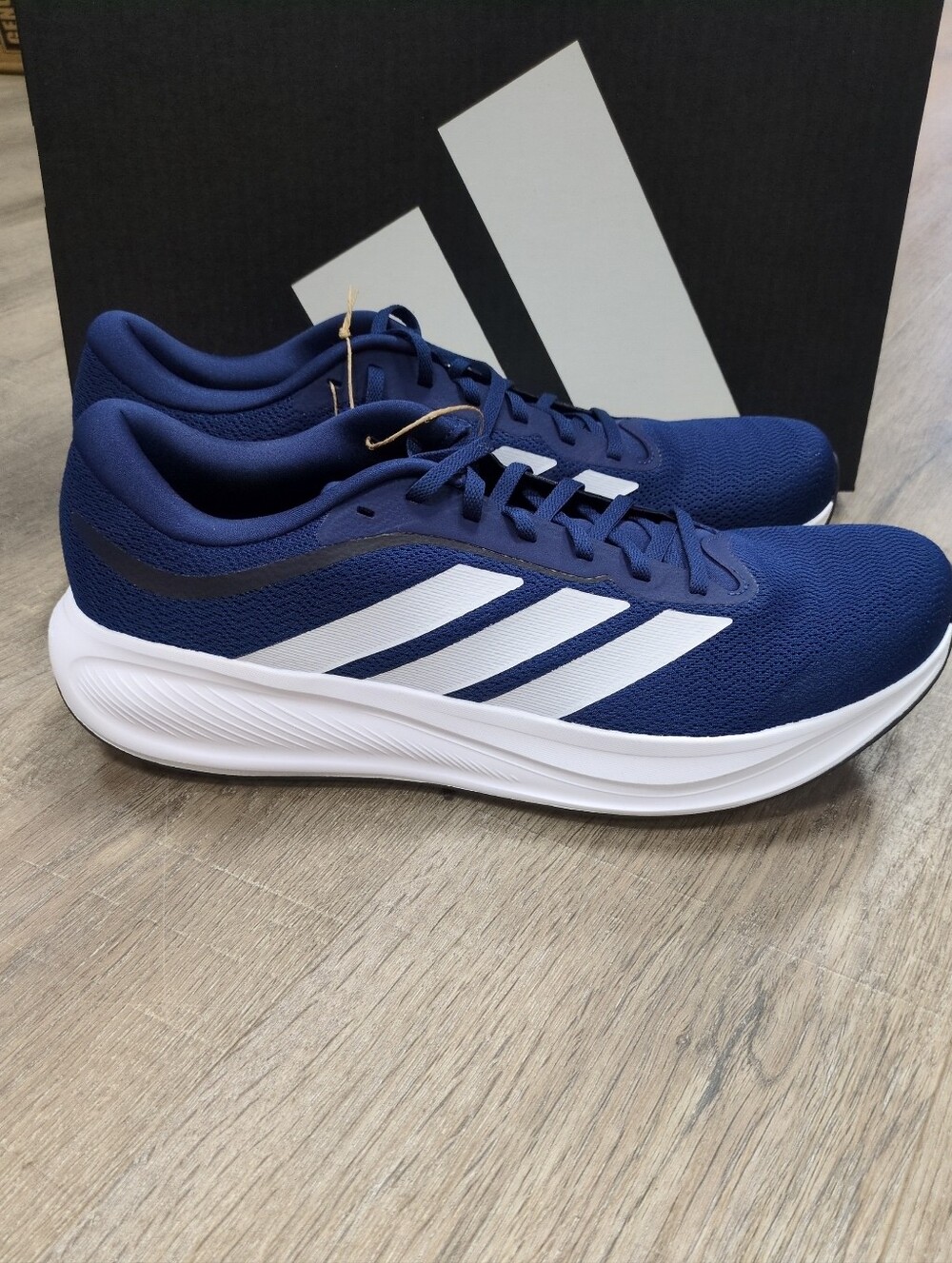 New in Box Adidas Response Runner 2 Mens Sz 13 Ortholite Navy Blue White